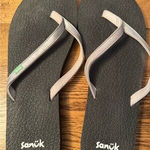 Sanuk Black and Gray Sandals